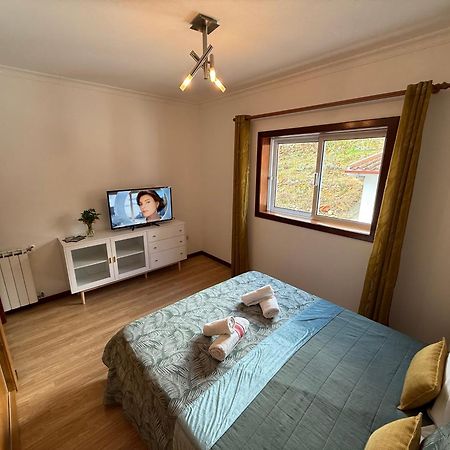 Cerdeirinhas De Basto "Piso Q 4" Apartment Canedo de Basto ภายนอก รูปภาพ