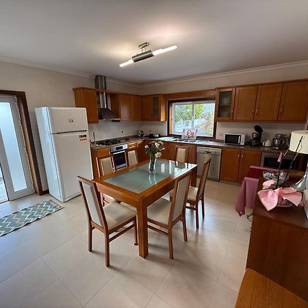 Cerdeirinhas De Basto "Piso Q 4" Apartment Canedo de Basto ภายนอก รูปภาพ