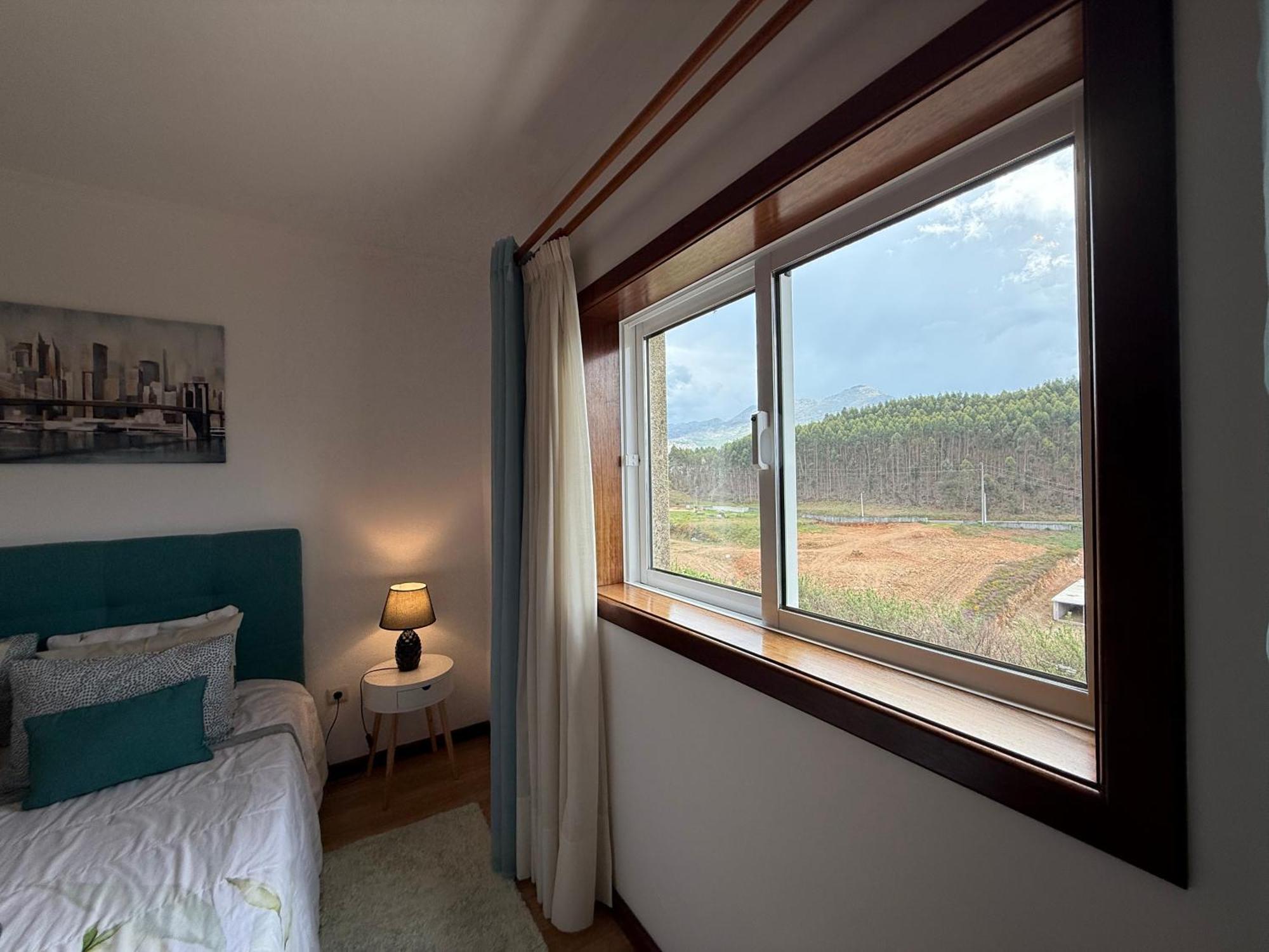 Cerdeirinhas De Basto "Piso Q 4" Apartment Canedo de Basto ภายนอก รูปภาพ